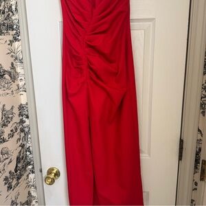 Elegant Red Strapless Dress